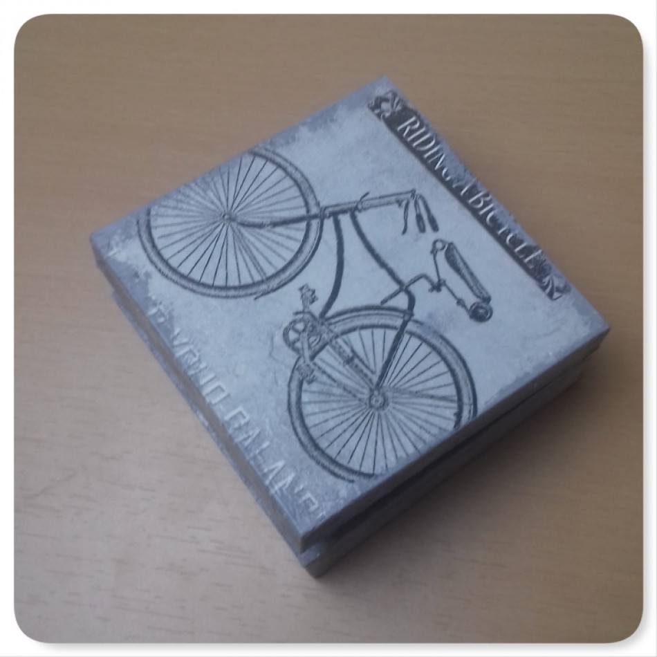 Ξύλινο κουτί για μπιζού decoupage Life is Like XKSK-9