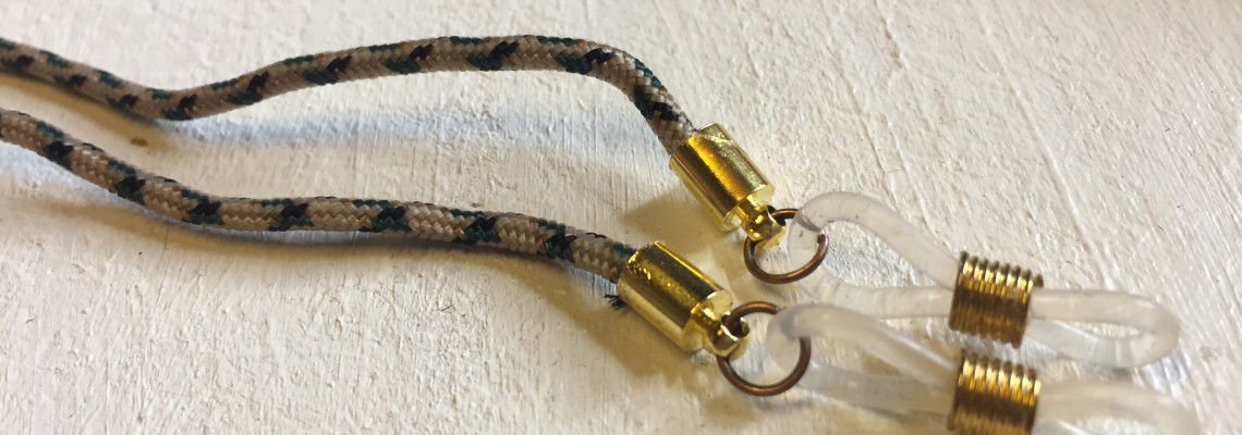 ΘΕΜΑ: πως να φτιάξετε μια αλυσίδα γυαλιών με κορδόνι.